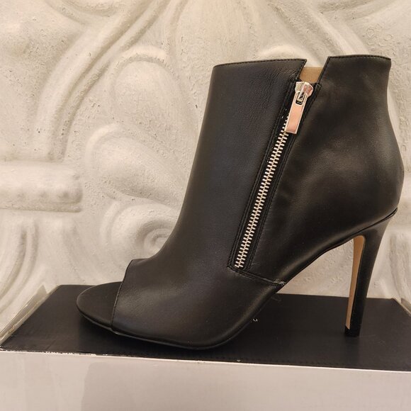 Nine West Women's Izip Leather Peep Toe Booties, Black Size 11. NIB. - Picture 2 of 14
